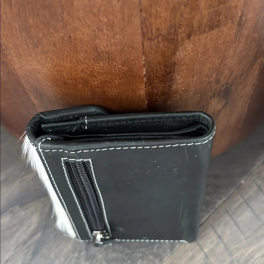 American Bison Hair on Hide,Genuine Leather,5 card,1 ID,bill,zip coin,,snap top